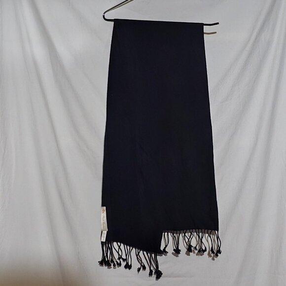 Peach Couture Made in Nepal 100% Cashmere Scarf - Black - 11 3/4" x 58" - Picture 4 of 5